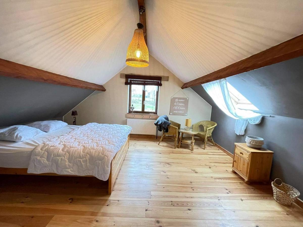 Lesse En Ciel Vous Accueille Avec Plaisir . Villa Houyet Kültér fotó