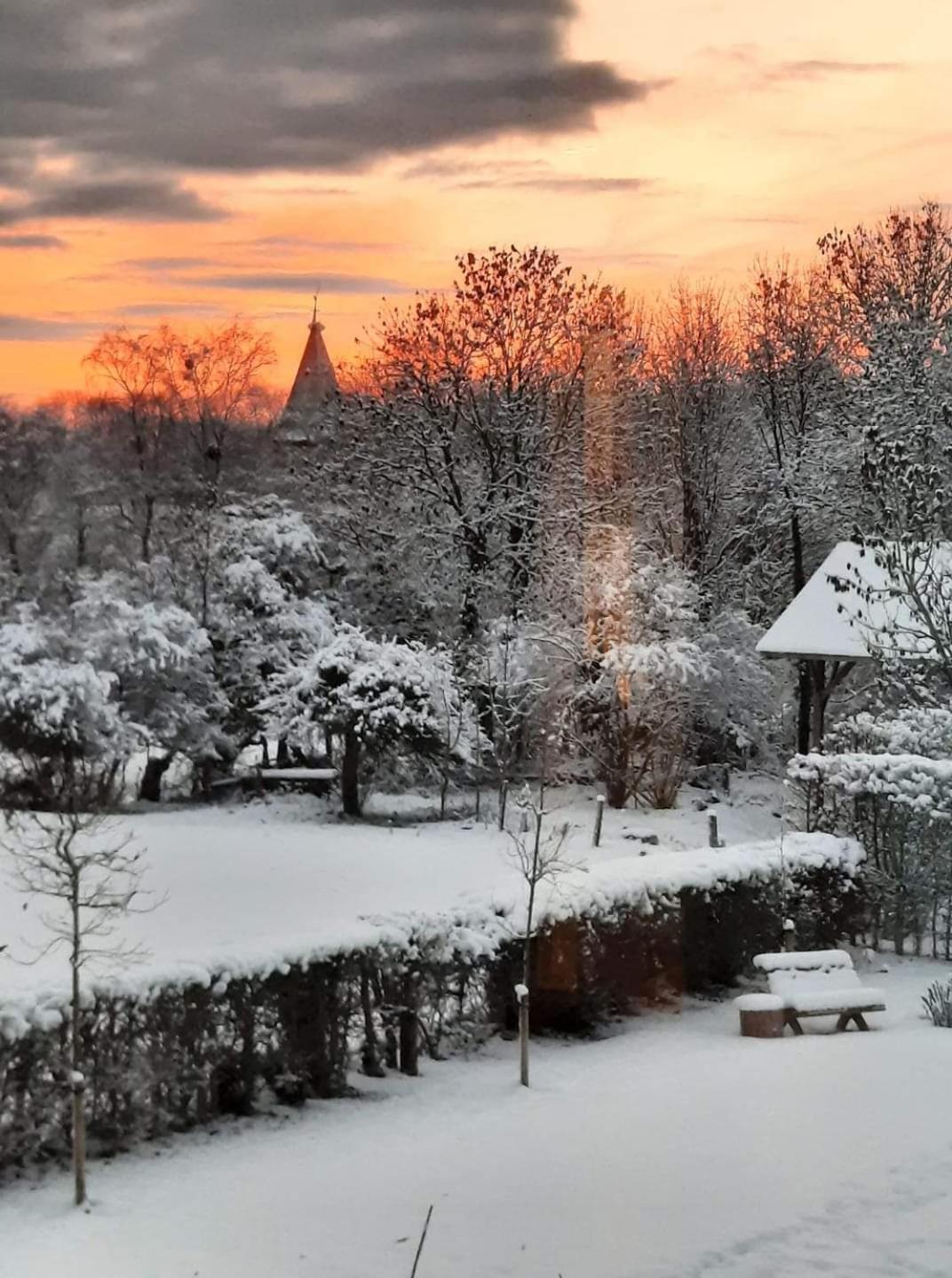 Lesse En Ciel Vous Accueille Avec Plaisir . Villa Houyet Kültér fotó